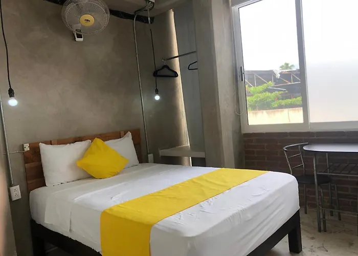 Hotel Rhv *