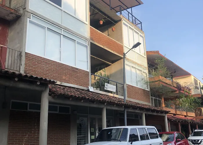 Rhv * Zihuatanejo