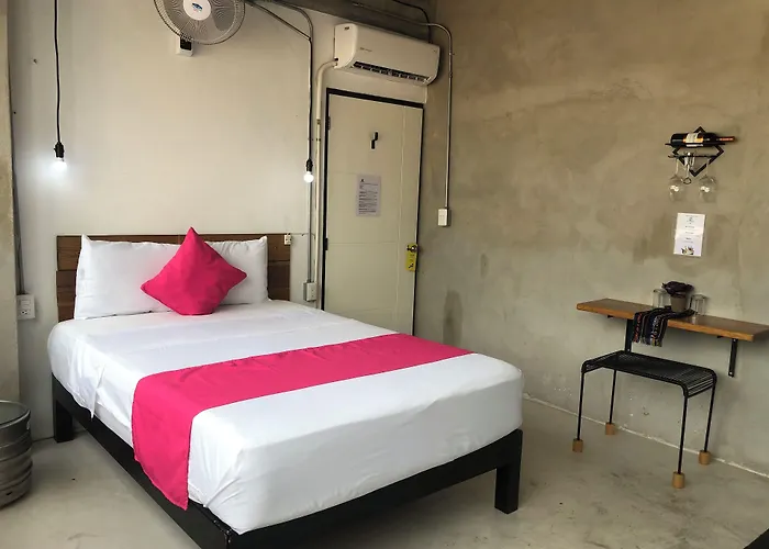Rhv Hotel Zihuatanejo